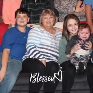 Meet your Posher, Constance